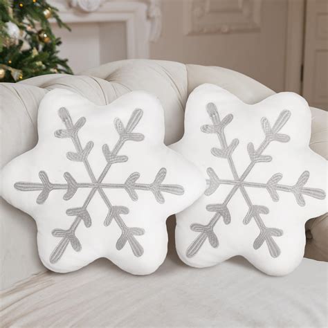 Amazon.com: ROTORS Snowflake Pillow Christmas Throw Pillows Winter ...
