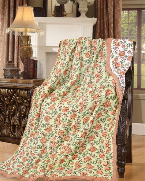 Cotton Single Size Quilt Hand Block Print for Light Winters (150x225 c ...