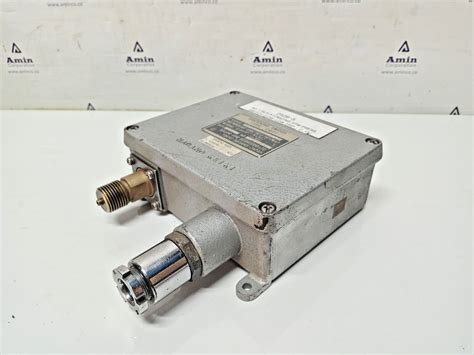 Nagano Keiki CQ21 Pressure Switch Range- 15kgf/cm2 – Amin Corporation