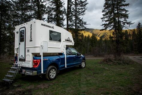 Northern Lite 610 | Northern Lite 4-Season Truck Campers