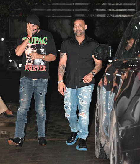 In Pics: Sohail Khan parties with Salman Khan, Baba Siddique after ...