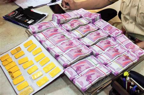 Income Tax Dept's Crackdowns And Seizures Finds Undisclosed Income Of ...