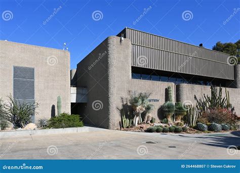 COSTA MESA, CALIFORNIA - 19 DEC 2022: the Chemistry Building on the ...