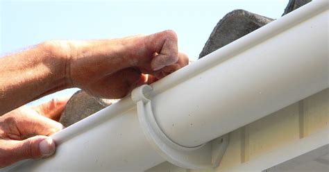 Gutter Hanger FAQs Answered by the Pros