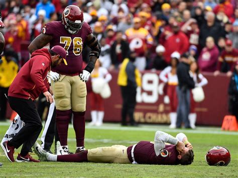 Alex Smith broken leg: Washington Redskins quarterback out for the ...