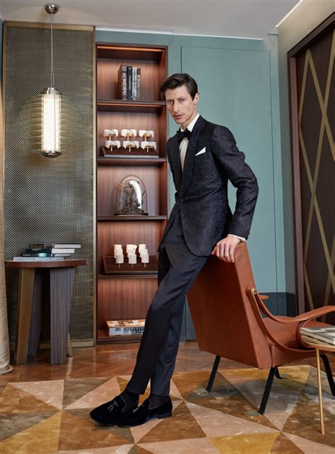 Expensive Suits 的图像结果