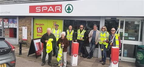 Litter pick and plant tidy , SPAR, Sherburn In Elmet, 13 April 2025 ...