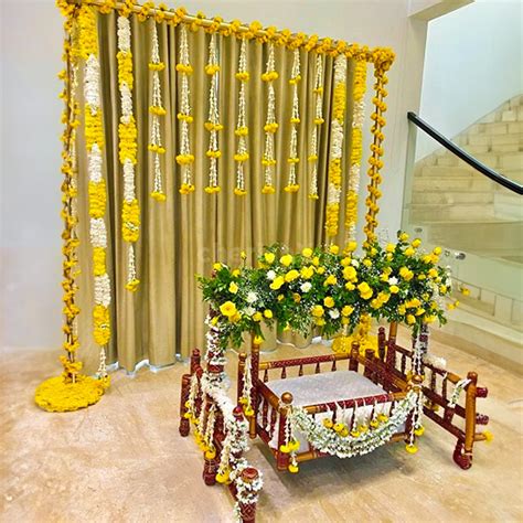 A Perfect Classy Naming Ceremony with our Flower Decoration at Home ...