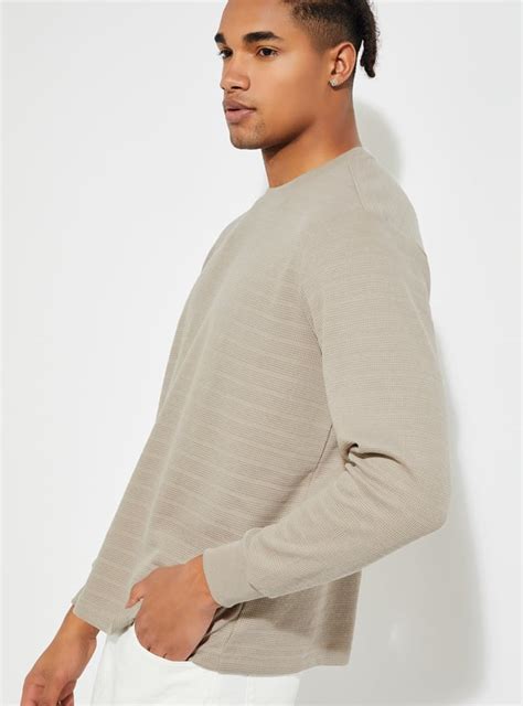 Buy URB_N Men Textured T-shirt Online at just Rs. 599.0 - 1000014343498 ...