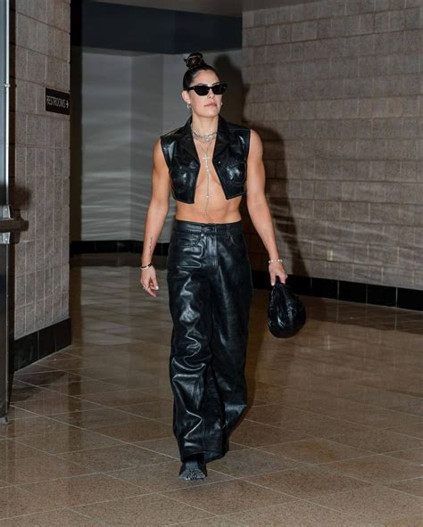 Meet WNBA superstar and Skims model Kelsey Plum: the athlete broke the ...