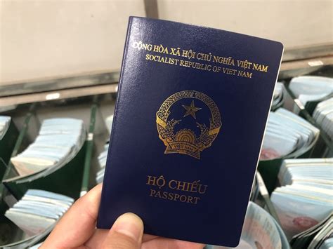 英国承认越南新版普通护照