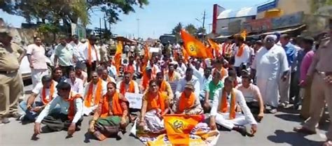 Protest against Quran recitation in K'taka district; Hindu activists ...