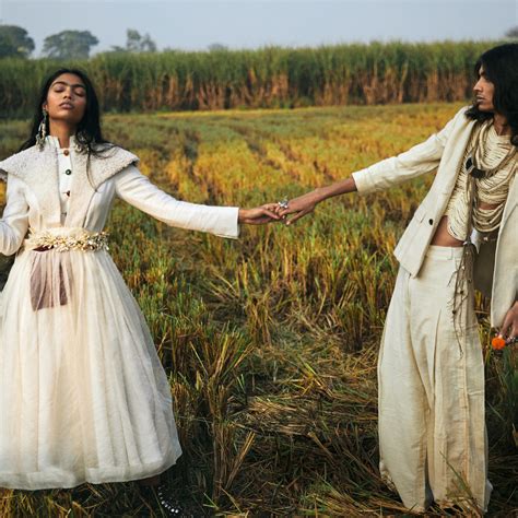 How to get over being ghosted—without texting them again | Vogue India