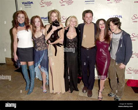 Cast of sabrina the teenage witch 099 hi-res stock photography and ...