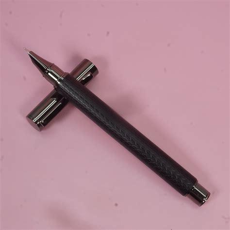 penhouse.in 30065 Black Color Design Body With Gun Metal Color Cap Fine ...