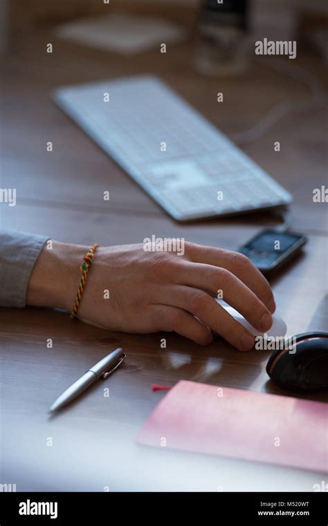 Offiice Hands Computer 的图像结果