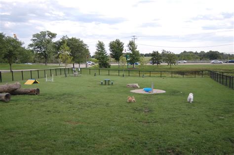 Dog Parks | Streamwood Park District