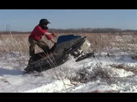 Snowmobile Fails Collection 的图像结果