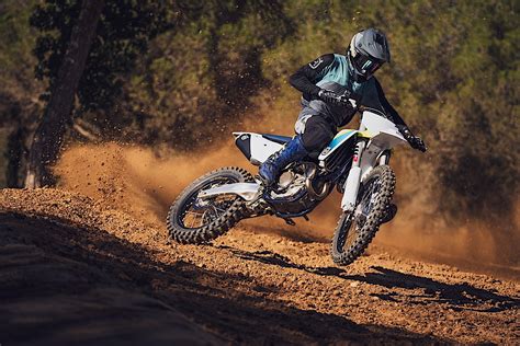 Husqvarna Motocross Bikes Get a Tad Meaner for the 2025 Model Year ...