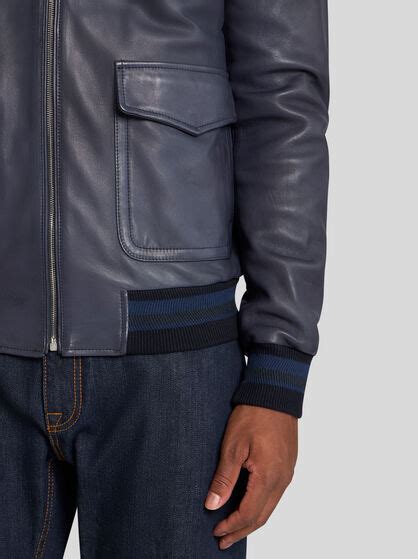 LEATHER BOMBER JACKET