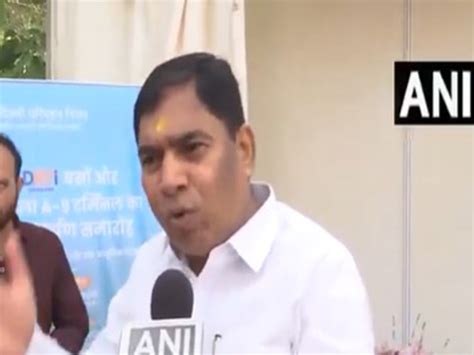 Delhi: BJP MP Yogendra Chandolia announces 105 electric buses from new ...