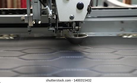 DIY Sewing Machine Robot 的图像结果