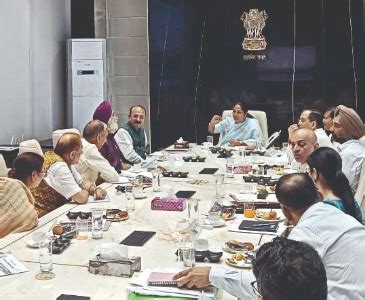 CM and Mayor chair meet as biomining hits 25K tonnes a day