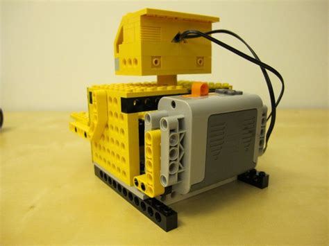 LEGO Remote Control Robots 的图像结果