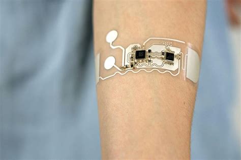 Wearable Patient Monitoring Module 的图像结果