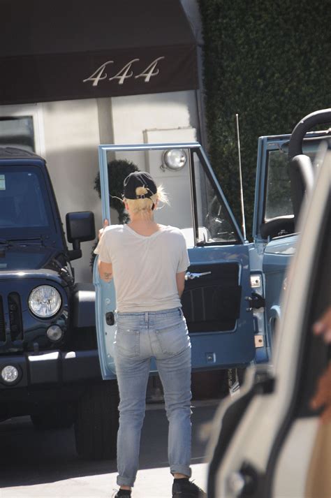 Lady Gaga Booty in Jeans - Out in Los Angeles 8/11/2016 • CelebMafia