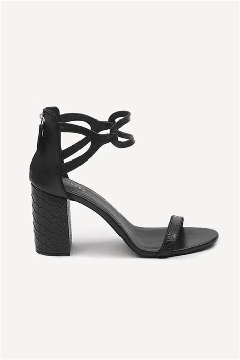 Nora Fatehi in Oceedee - Elahe