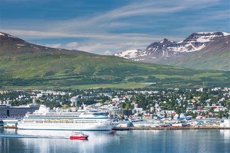 The 12 Biggest and Most Important Cities in Iceland