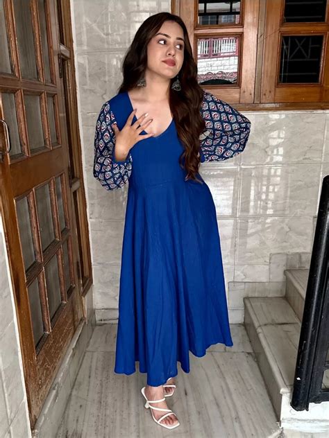 Blue Printed sleeves Dress – Darzigiri