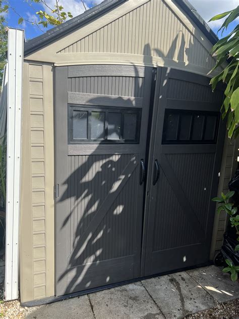 Rubbermaid 7-ft x 7-ft Roughneck Resin Storage Shed (Floor Included ...