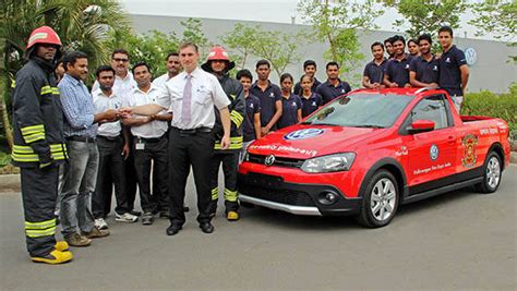 Volkswagen Academy apprentices build firefighting car for Pune plant ...