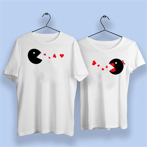 PacmanCuteCoupleT-Shirts_1.jpg?v=1595653159