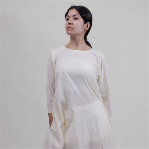 Buy Off White Solid Round Neck Womens Kaftan Dress Online – Dmaasa