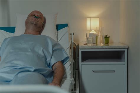 Person In Hospital Bed Photos, Download The BEST Free Person In ...