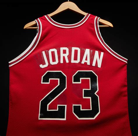 Michael Jordan’s and Kobe Bryant’s first-ever NBA jerseys expected to ...