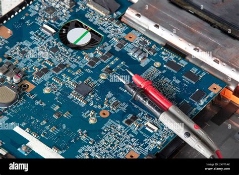 Computer Motherboard Repair 的图像结果