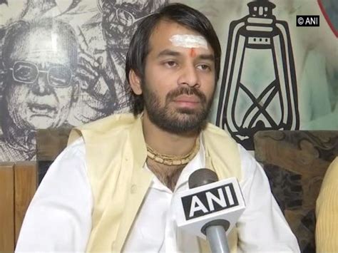 'Krishna' Tej Pratap blames 'Arjun' Tejaswi for poll debacle