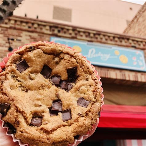 17 Best Snacks at Hollywood Studios Disney World | Snacks, Fun snacks ...