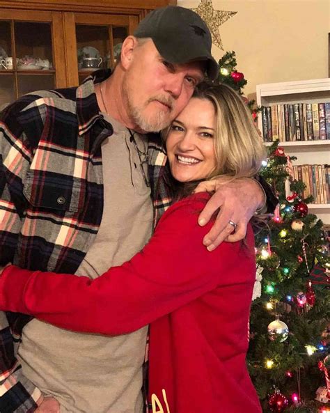 Who Is Trace Adkins' Wife? All About Victoria Pratt
