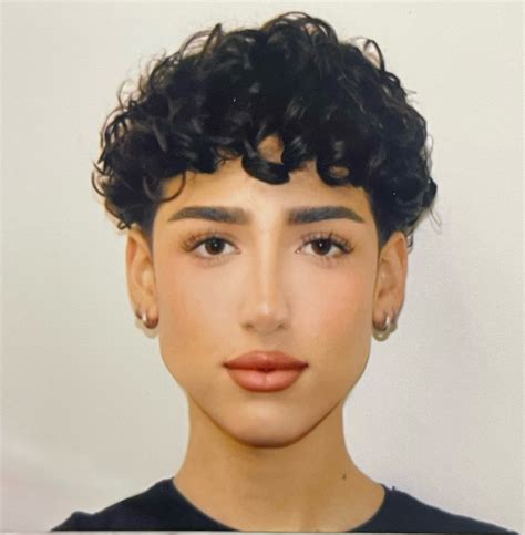 Daus Mendoza | DAUS x @contourgoddessofficial It’s official—Hourglass ...