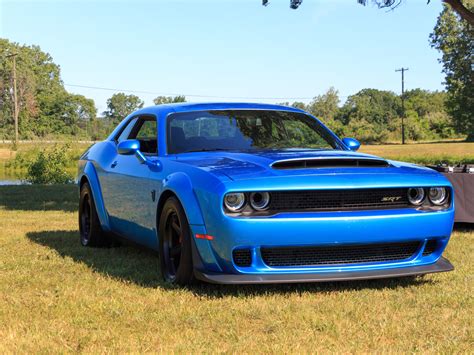Download wallpaper demon, Dodge, Challenger, 2018, SRT, section dodge in resolution 2048x1536