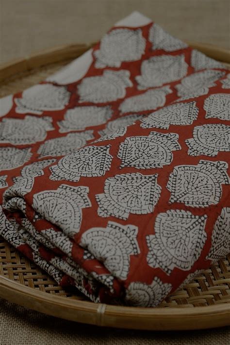 Women's Dresses Based on Prints and Patterns
