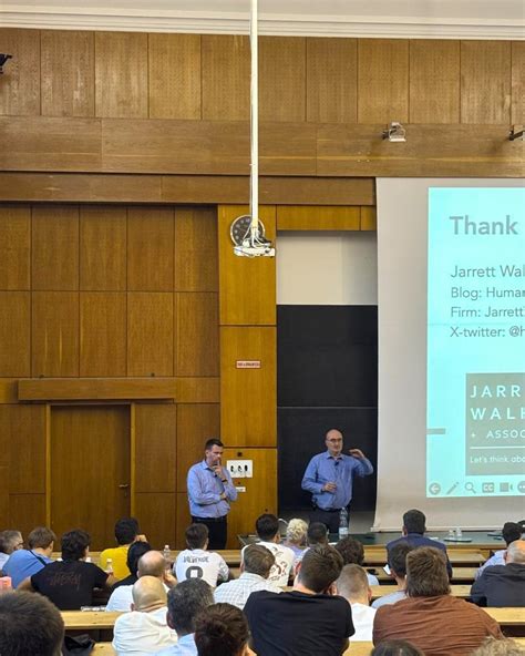 Vitézy Dávid - Mi lehet a vasút jövője Budapesten? Lehet-e értelme ...