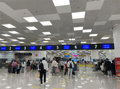 郑州边检站发布“五一”期间出入境出行提示_通关_旅客_通道