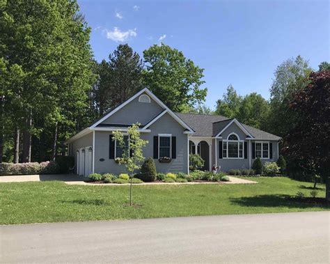 270 Estates Dr, Newport City, VT 05855 | Redfin