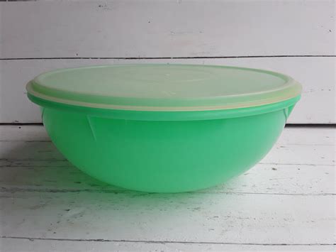 Tupperware Extra Large Mixing Bowl - allrecipes